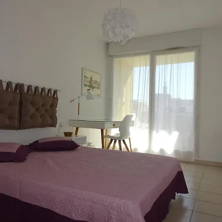 Appartement Les Manades Aigues-Mortes